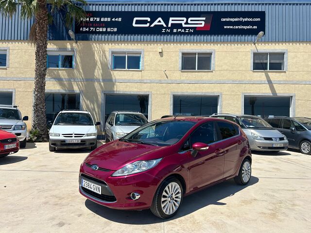 FORD FIESTA TITANIUM AUTO 1.4 SPANISH LHD IN SPAIN 71000 MILES SUPERB 2010